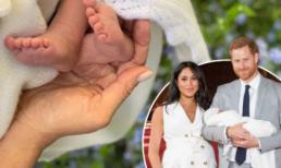 Ảnh mới của con trai Công nương Meghan hút sự chú ý nhưng đây mới là điểm đặc biệt nhất của bức hình 