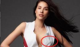 Diện trang phục xẻ sâu ngực, Phạm Hương bị nghi lộ điểm nhạy cảm