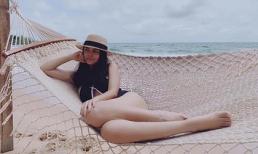 Phạm Quỳnh Anh khoe dáng nóng bỏng với loạt ảnh áo tắm sexy