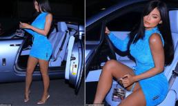 Em gái tỷ phú của Kim mặc váy xanh lét đồng bộ với siêu xe, cư dân mạng lên tiếng mỉa mai điều không ngờ