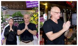 Dù đã chia tay 5 năm, chồng Tây của Phi Thanh Vân vẫn đến viếng bố vợ với ngoại hình bất ngờ