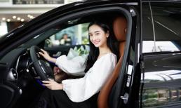 Jun Vũ tậu xế hộp tiền tỉ mừng tuổi mới