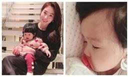 Đăng ảnh con gái nhỏ thiếp đi vì sốt cao, Đặng Thu Thảo lần đầu hiểu được nỗi khổ tâm này