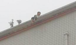 Câu chuyện nghẹn lòng của cậu bé 11 tuổi bị bố mẹ giấu chuyện ly hôn, và lời hứa vô thưởng vô phạt của bố khiến em muốn tự vẫn