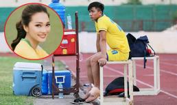 Vật lộn với chấn thương, Phan Văn Đức liên tục được bạn gái xinh đẹp động viên