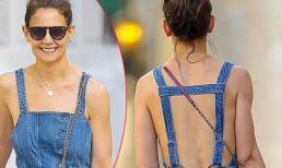 Giữa tin đồn chồng cũ Tom Cruise không phải bố Suri, Katie Holmes mặc quần yếm ‘quên’ áo