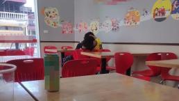 Lại xuất hiện cặp đôi trẻ diễn cảnh 'nóng' trong cửa hàng tiện lợi khiến dân tình ngán ngẩm