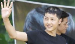 Sự thật về hình ảnh Song Joong Ki hói đầu xuất hiện trên mạng 