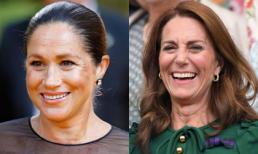 Lọ Lem 'không đánh rơi hài' Meghan Markle lộ đầy tàn nhang và nếp nhăn quanh mắt ở tuổi ngoài ngũ tuần