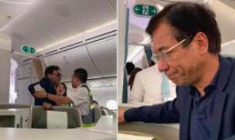 Đại gia Đất Lành thừa nhận chạm tay vào nữ hành khách đi máy bay