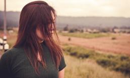 Vừa đặt chân đến cửa nhà người yêu, em bỏ chạy bán sống bán chết vì tiếng hét thất thanh của người phụ nữ bị trói trong xó nhà