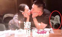 Bị mỉa mai vì nhận vai Tiểu Long Nữ, 'tình địch Phạm Băng Băng' vẫn thoải mái tổ chức sinh nhật cho ông xã, hé lộ 2 chi tiết đặc biệt này