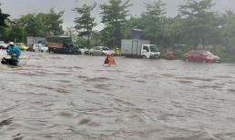 Dự báo thời tiết 4/8, Hà Nội mưa gió mịt mù