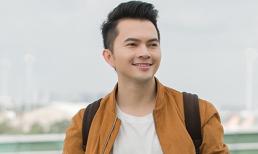 Nam Cường lộ rõ vẻ phờ phạc ngoài sân bay khi lên đường sang Đài Loan lưu diễn