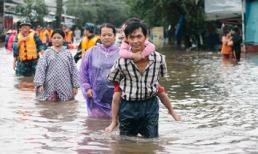 Người dân Phú Quốc vật lộn trong trận đại hồng thủy lịch sử