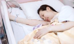 Bà xã Tuấn Hưng nhớ lại lúc sinh mổ lần 3 'đau như chết đi sống lại'