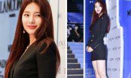 “Tình đầu quốc dân” Suzy hút hết ánh nhìn khi khoe thân hình gợi cảm với đầm đen hàng chục triệu đồng 