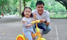 Mạnh Quân khoe con gái 2 tuổi đáng yêu, xinh xắn như búp bê