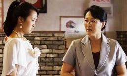 Khuyên chồng đi làm bị mẹ chồng nói: 'Của cải nhà tôi ăn ba đời không hết nên các con tôi chỉ cần ăn và chơi thôi'