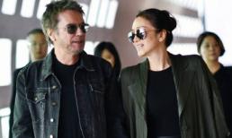 Củng Lợi xuất hiện bên chồng 71 tuổi tại sân bay, là sao nữ Hoa ngữ hiếm hoi tới Venice tham dự LHP