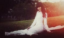 Kỳ Hân khoe ảnh hiếm hoi diện áo dài trong veo ở tuổi 16