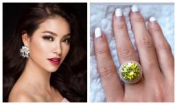 Sau khi công khai khoảnh khắc ngọt ngào, Phạm Hương tiếp tục khoe ảnh quà sinh nhật 'khủng' của bạn trai