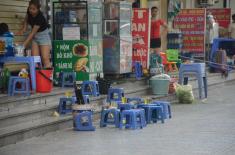 Nhân chứng sợ hãi kể lại vụ nổ khiến 4 người bị thương ở Chung cư HH Linh Đàm: 'Bưu phẩm được bọc cẩn thận, vừa mở thì phát nổ...'