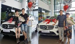 Diễn viên 'Về nhà đi con' Hoàng Kim Ngọc tặng xế hộp cho bố mẹ chồng