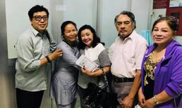 NSND Kim Cương vào viện thăm và trao quà cho nghệ sĩ Mai Trần