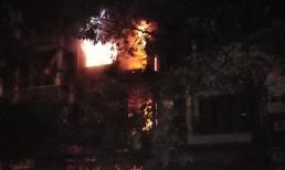 Cháy lớn tại ngôi nhà 3 tầng trong khu đô thị Xa La, gia đình 4 người thoát chết