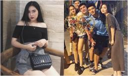 Hà Đức Chinh lần đầu lộ diện cùng bạn gái hot girl nóng bỏng trong một khung hình