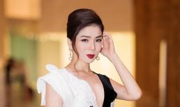 Lệ Quyên diện váy bó sát khoe dáng đồng hồ cát đáng ngưỡng mộ trong sự kiện