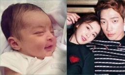 Sinh con một bề, Kim Tae Hee và Bi Rain được minh oan khỏi 'tội danh' mà dân Hàn vốn ghét cay ghét đắng 