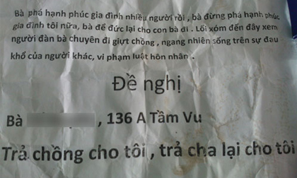 Phát tờ rơi đòi… chồng!