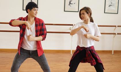 Đông Nhi nhiệt tình dạy nhảy cho Ông Cao Thắng 