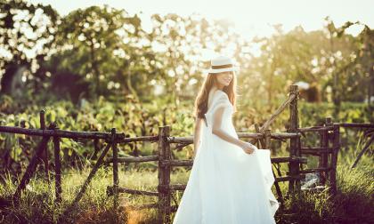 Hà Hồ 'làm liều' với đêm nhạc không khách mời