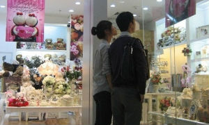 Mua hàng 5 triệu được nhận thẻ "sành điệu" của Vincom Center Loyalty