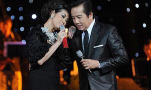 Elvis Phương và Ý Lan hát “Tặng bạn tri âm” Hà Nội