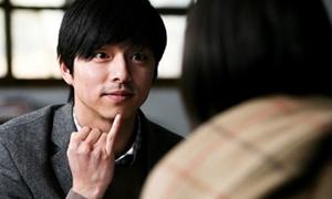 Phẫn nộ thầy giáo lạm dụng trẻ khuyết tật trên phim