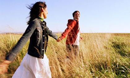 Ngủ với nhau 4380 đêm mới nhận ra là chị em ruột