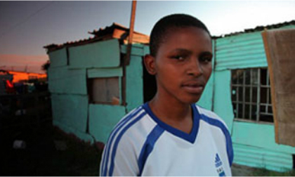 Hiếp dâm để... "chữa bệnh" đồng tính nữ 