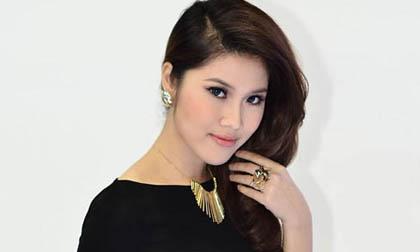 Ngắm vẻ ngọt ngào của siêu mẫu Thu Hằng