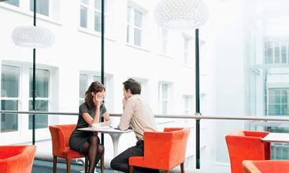 Muôn kiểu tình “sinh viên – đại gia”