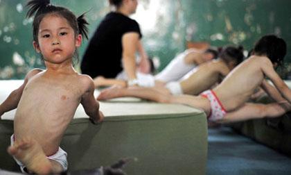 Khổ luyện như trẻ em Trung Quốc 