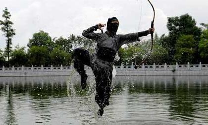 Cận cảnh siêu phẩm 25 tỷ “Thiên mệnh anh hùng” 