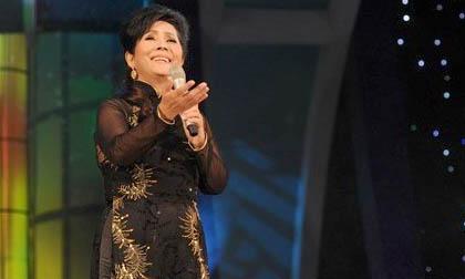 Danh ca Phương Dung bất ngờ tái ngộ khán giả