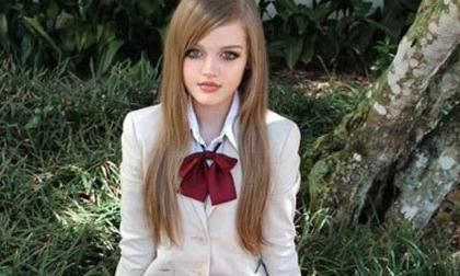 Sửng sốt cô gái giống búp bê Babie như tạc 