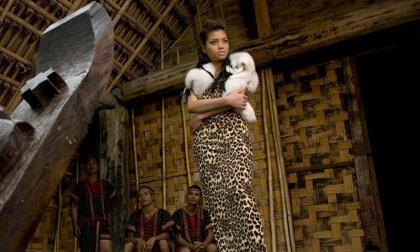 Thí sinh VNNTM ấn tượng với lông thú