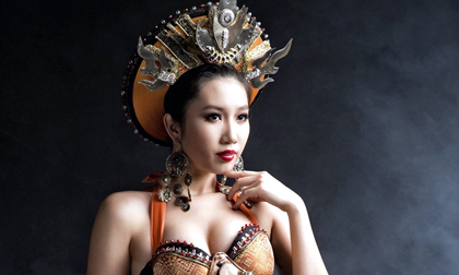 Thúy Ngân nóng bỏng trong trang phục "lửa thiêng"!