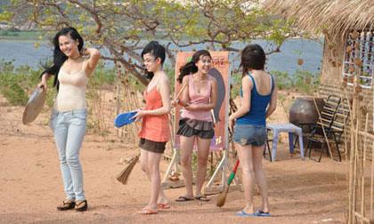 "Tối nay, 8 giờ": Nhiều sạn quá! Lê Hoàng ơi! 